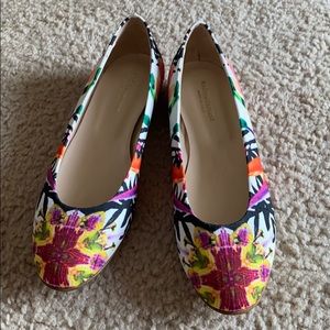 Andrea Carrano floral modern flats